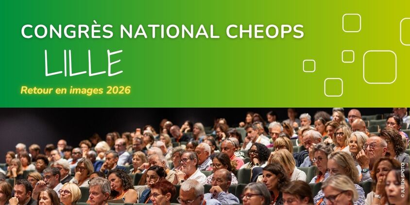 Les congressistes en plénière